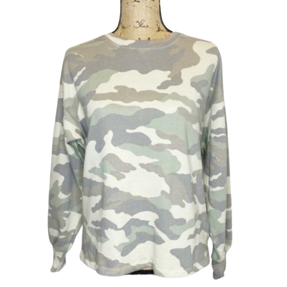 NWT Forever 21 Camo Sweatshirt With Balloon Sleeves Size S